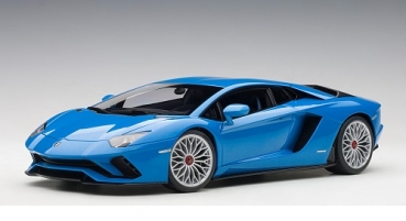 79134 Lamborghini Aventador S (Blu Nila) 1:18